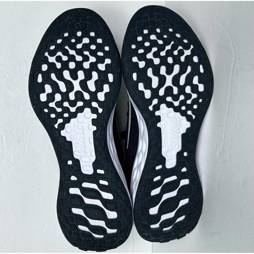 Nike Revolution 6 Womens Running Sneaker Shoe 10 Black White Lace-Up DC3729-003 - Picture 11 of 14
